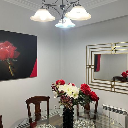 Ferienwohnung Amplio Y Centrico Piso Con Patio. A Coruña Exterior foto