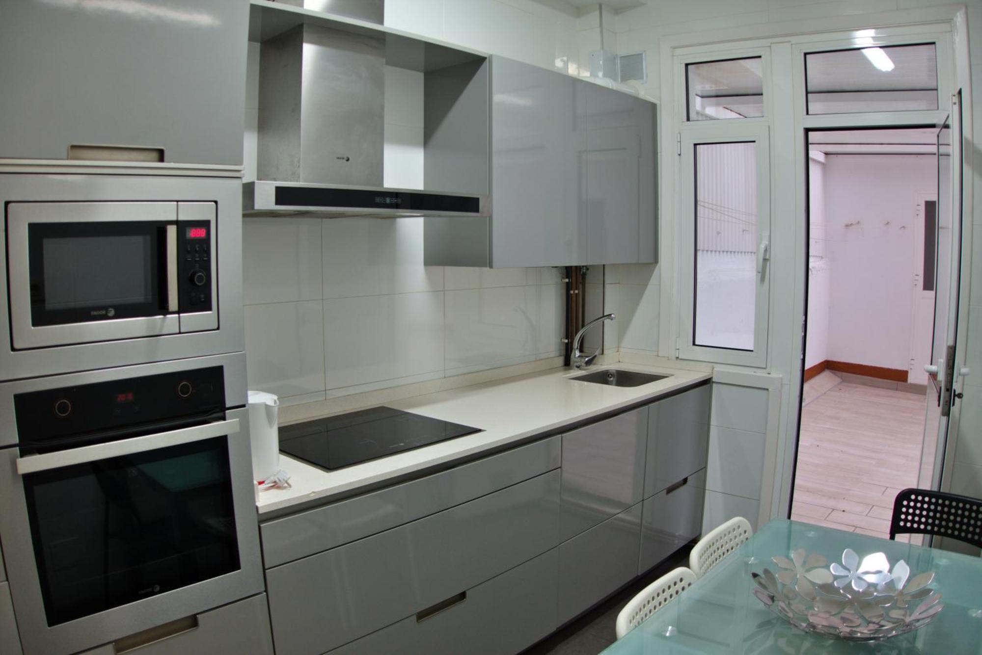 Ferienwohnung Amplio Y Centrico Piso Con Patio. A Coruña Exterior foto